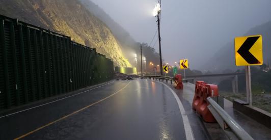 Via-Bogota-Villavicencio.jpg