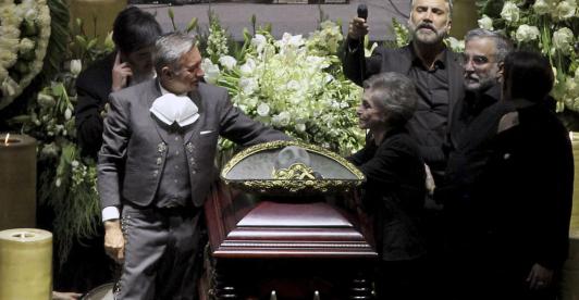 Vicente-fernandez-funeral.jpg