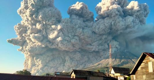 Volcan-Indonesia.jpg