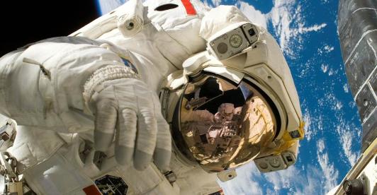 astronauta-tierra.jpg