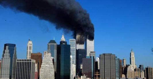 atentado-terrorista-torres-gemelas.jpeg