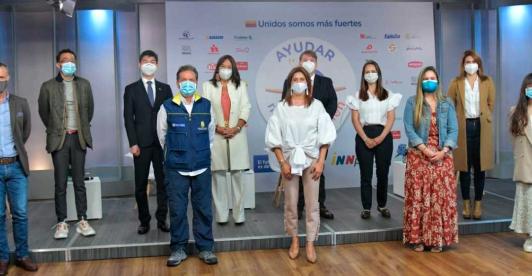 ayudar_nos_hace_bien_primera_dama.jpg