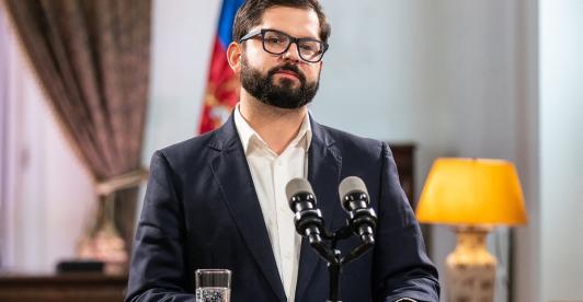 constitucion-chile-gabriel-boric.jpg