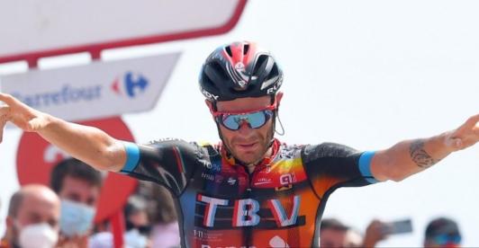 damiano-caruso-gano-la-etapa-9-de-la-vuelta-a-espana-1.jpg