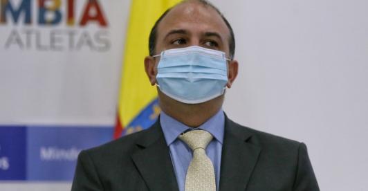 defensor-del-pueblo-carlos-camargo.jpg