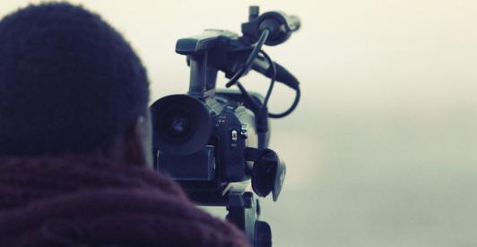 oportunidades-para-artistas-audiovisuales.jpg
