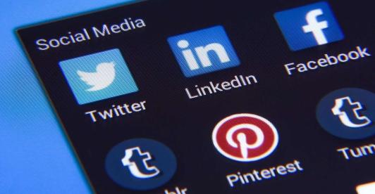 social-media-1795578_1280-1.jpg