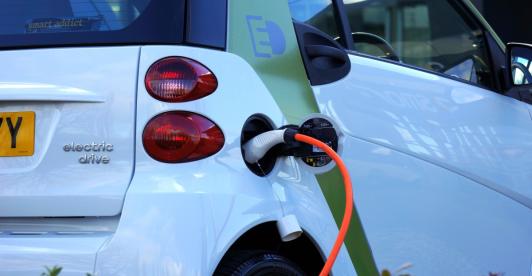 tecnico-mecanica-autos-electricos.jpg