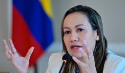 Carolina Corcho confirmó que mantiene su participación en la consulta del Pacto Histórico