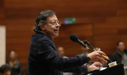 Petro: "La junta del Banco de la República pone al pueblo a pagarles las ganancias a los banqueros"
