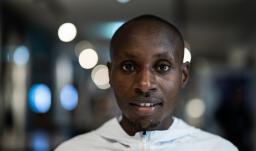 El keniano Sebastian Sawe rompe récord de atletismo en Londres.