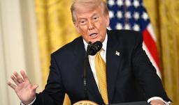Trump sobre el estrecho de Ormuz. / Foto: AFP.
