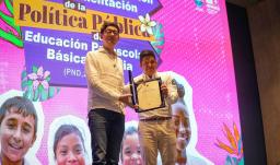 UNESCO destaca avances en educación inicial y educación superior durante el gobierno de Gustavo Petro