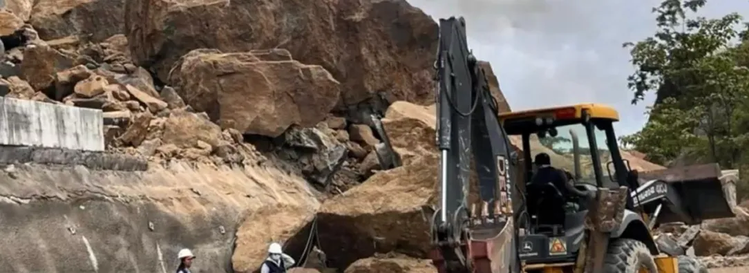 Cierre total en la vía Guaduas-Puerto Salgar por deslizamiento de rocas rutas alternas y recomendaciones