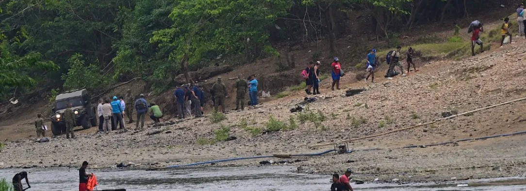 Con millonarias recompensas, EE.UU. refuerza lucha contra el tráfico de migrantes en el Darién.