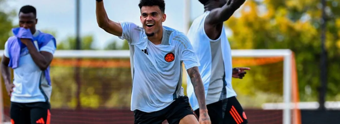 Luis Díaz entrena en EE.UU. Ilustra nota sobre debut de Colombia en Copa América.