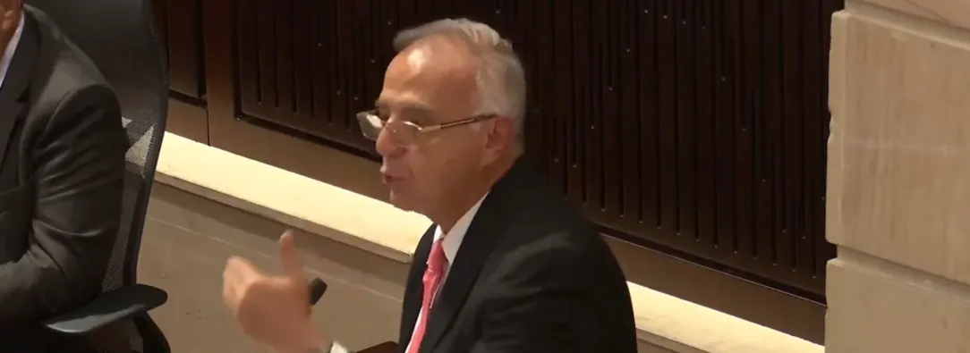 Min Defensa en el Congreso