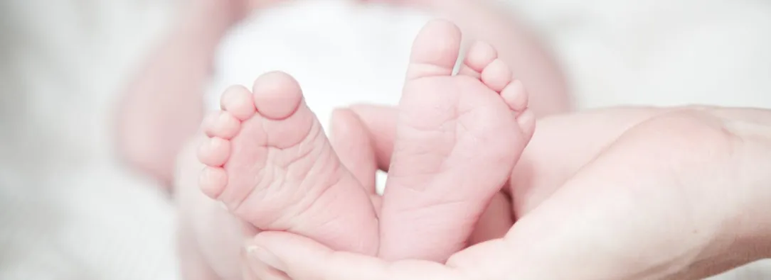 Colombia registra la tasa más baja de nacimientos en una década, según el DANE