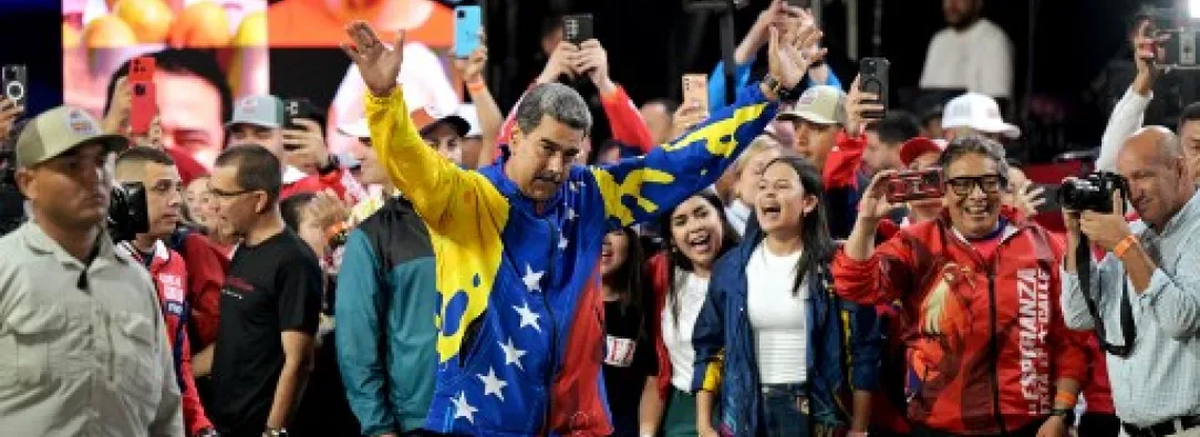 Nicolás Maduro celebra resultados 