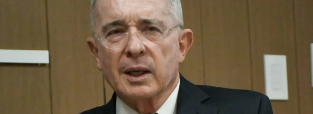 Argentina admite demanda contra Álvaro Uribe por 'Falsos positivos'