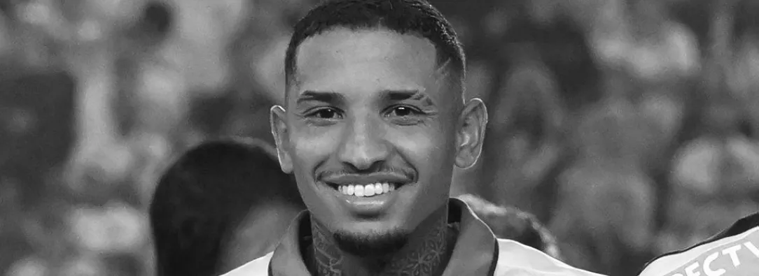 Foto de Juan Manuel Izquierdo portando la camiseta del Club Nacional de Football