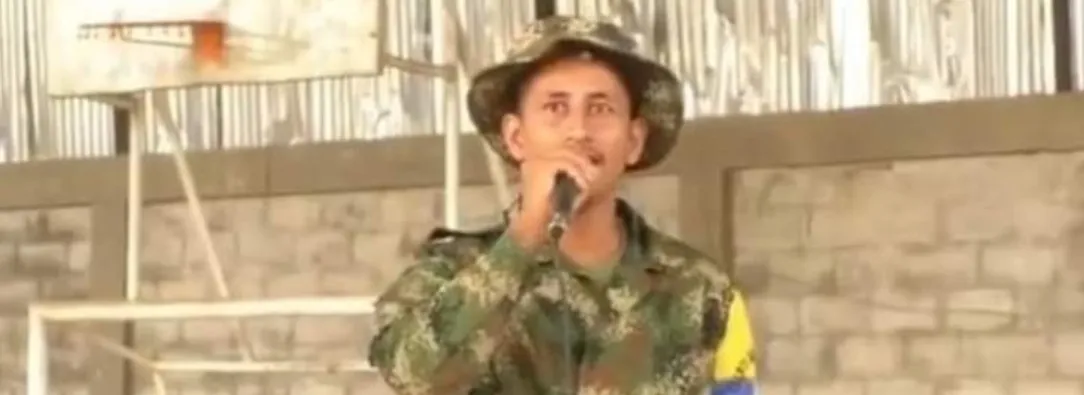 Alias 'Giovanny' tras ataque con drones en Argelia, Cauca. / Foto: Redes Sociales.