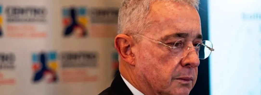 Continua proceso contra Álvaro Uribe: Tribunal de Bogotá niega la nulidad del proceso