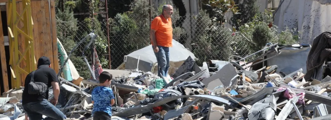 Israel rechaza tregua con Hezbolá, miles de personas intentan huir a Siria