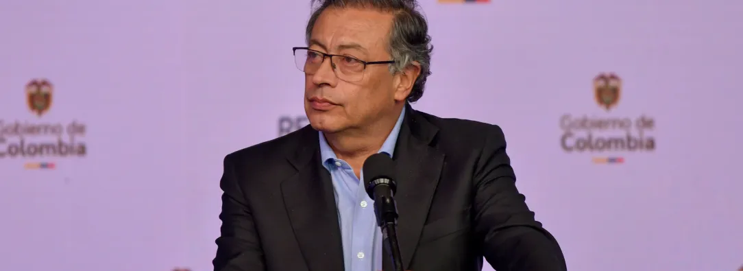 Presidente Petro advierte sobre posibilidad de aprobar presupuesto por decreto ante rechazo legislativo