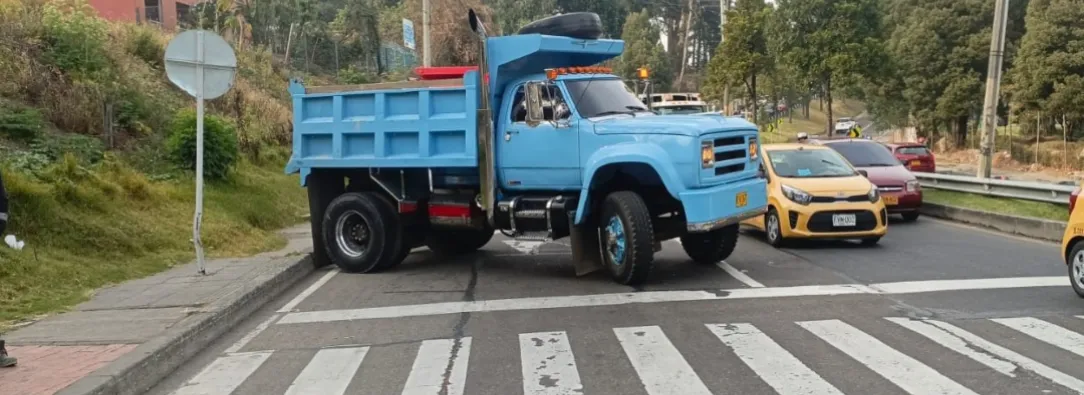 Continúa el paro camionero en Colombia. / Foto: Radio Nacional de Colombia.
