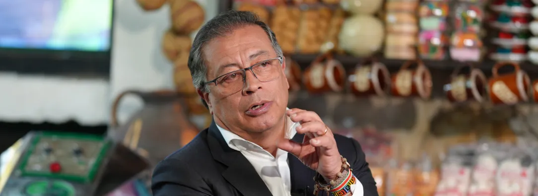 Presidente Petro denuncia violación del Estado de derecho tras investigación inconstitucional del CNE en su contra