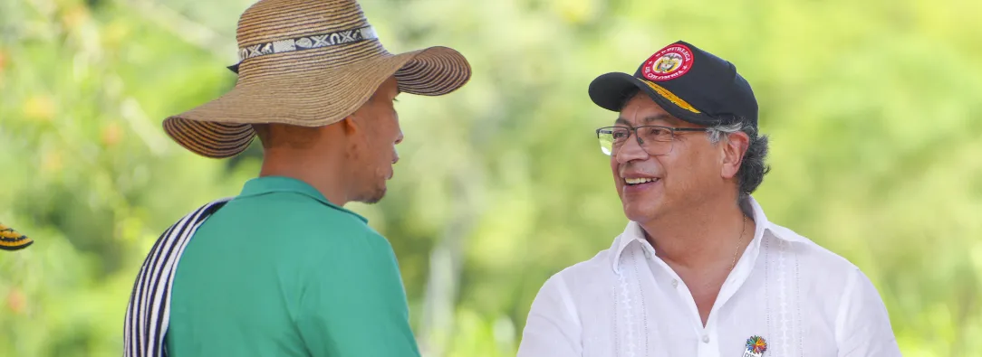 "Es inicio de lo que siempre hemos anhelado", líder campesino al presidente Petro durante la mega jornada de entrega de tierras en Córdoba