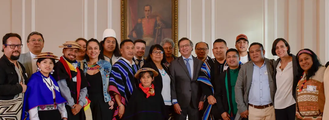 Presidente Petro firma decreto de autoridad indígena