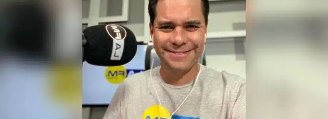 Luis Carlos Vélez deja la dirección de La FM luego de controversias sobre la COP16