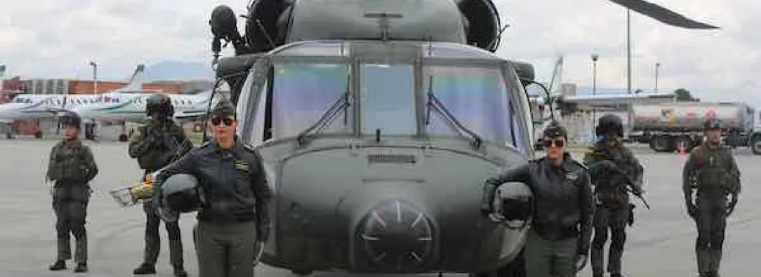 Policía Nacional de Colombia recibe 4 helicópteros Black Hawk