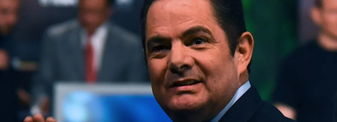 Polémica por manotazo de Germán Vargas Lleras 