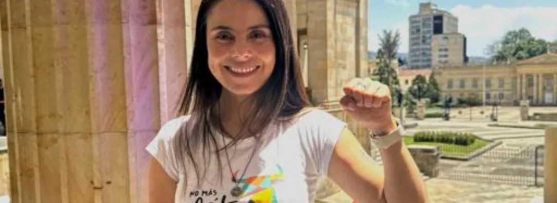 Senadora Esmeralda Hernández