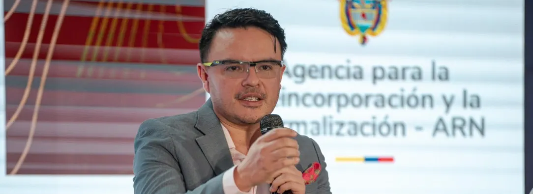 Entrega de tierras a firmantes de paz. / Foto: X harmanfelipe.