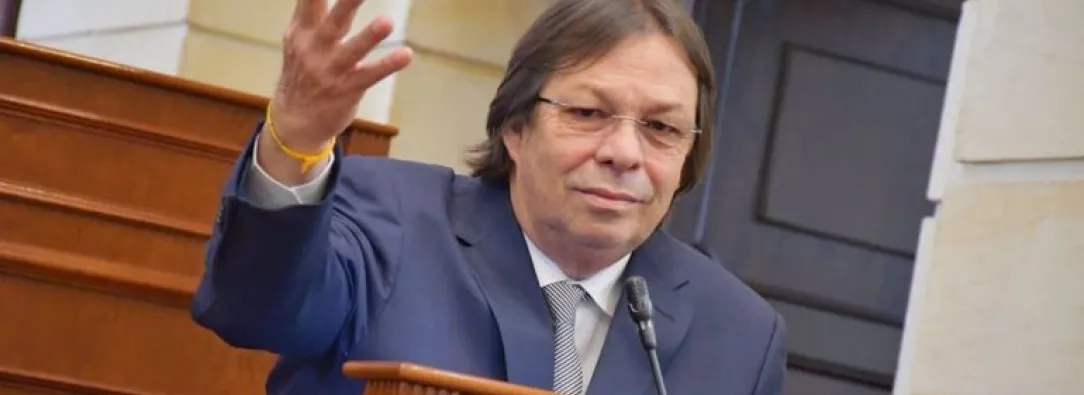 César Lorduy de Cambio Radical renunció al Consejo Nacional Electoral