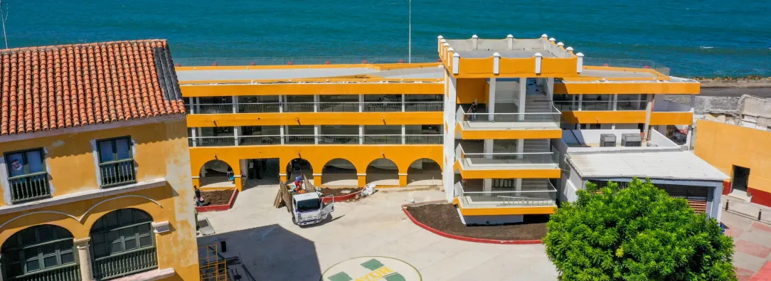 Gobierno Petro inaugura edificio de aulas en Cartagena