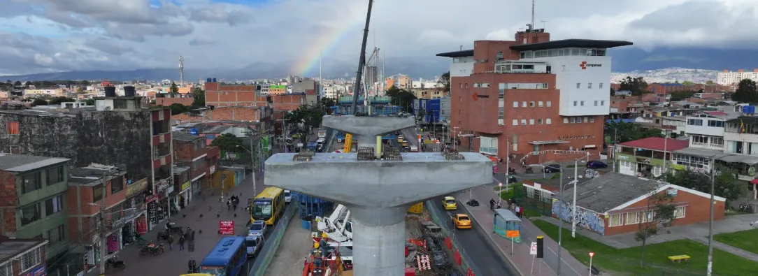 Petro critica el Metro elevado de Bogotá por ineficiencia