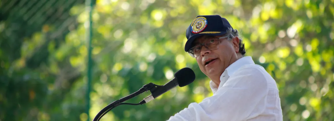 Petro critica al Centro Democrático por Ley de Financiamiento