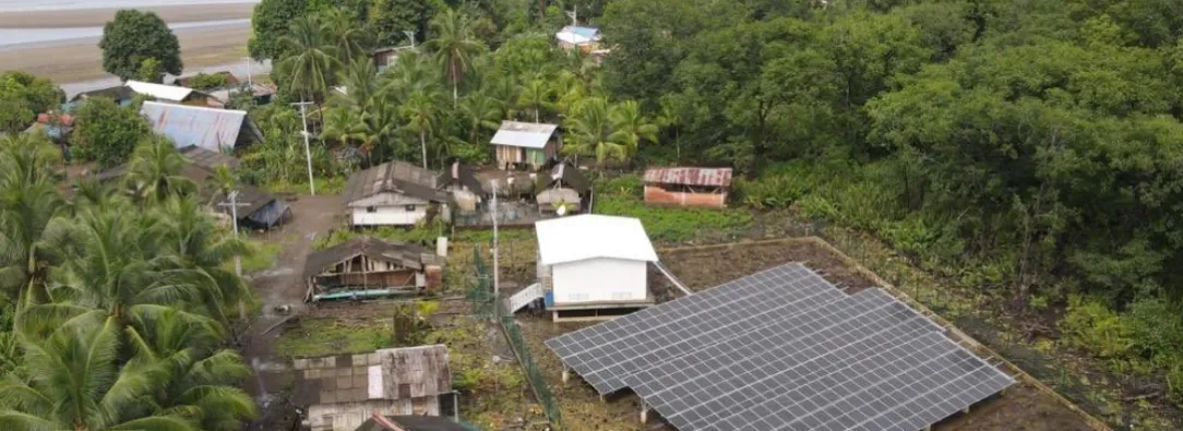 Comunidades energéticas en Chocó. / Foto: X Andrés Camacho.