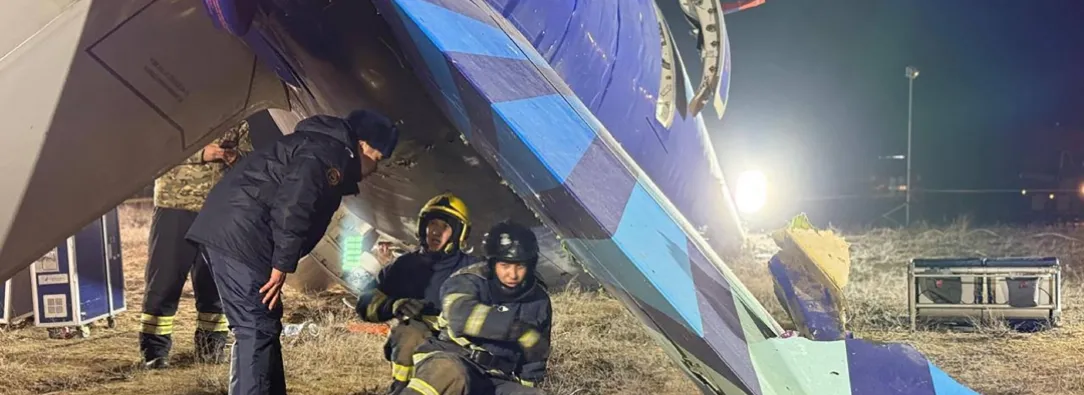 Avión en Kazajistán accidentado. / Foto: AFP.