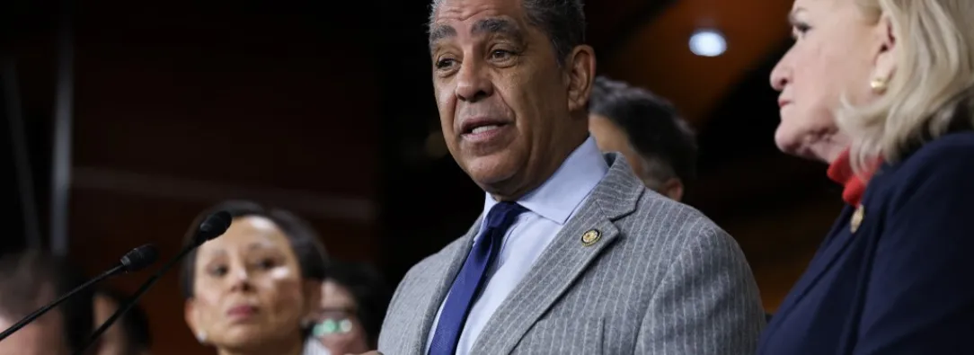 Legisladores hispanos del Congreso de EE.UU. rechaza políticas migratorias de Trump y promete luchar por los derechos de los inmigrantes