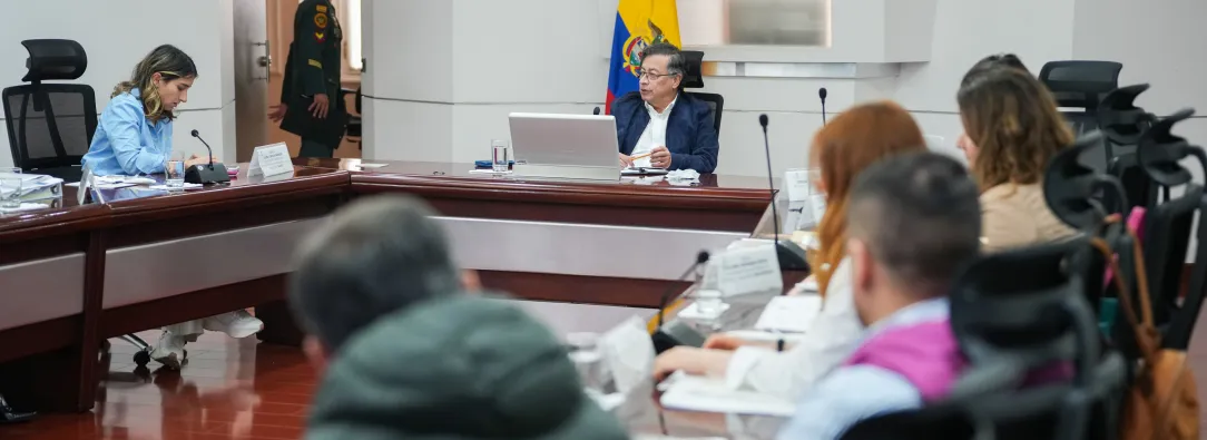 Gobierno suspende diálogos de paz con el ELN tras crímenes de guerra en el Catatumbo