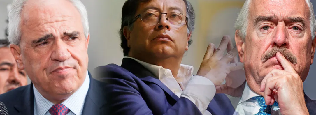 Presidente Gustavo Petro junto a expresidentes Ernesto Samper y Andrés Pastrana