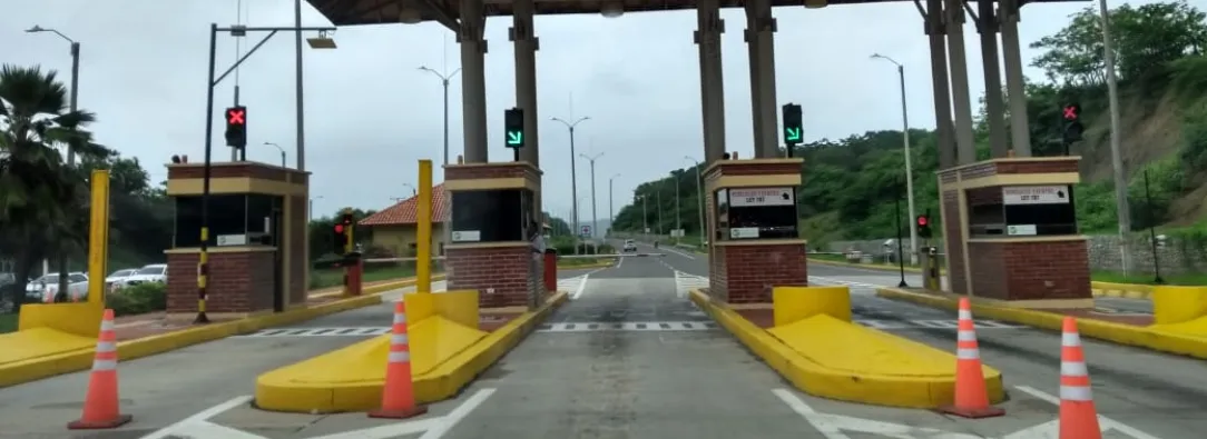 Suspenden aumento en el precio de peajes: Gobierno y concesionarios congelan tarifas en 8 estaciones durante 6 meses