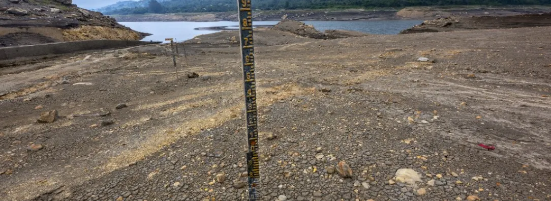 Bogotá enfrenta una crisis hídrica sin precedentes recientes y las medidas estructurales no son claras. / AFP.