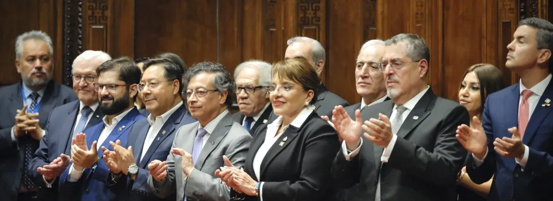 Presidente Petro en posesión presidente de Uruguay
